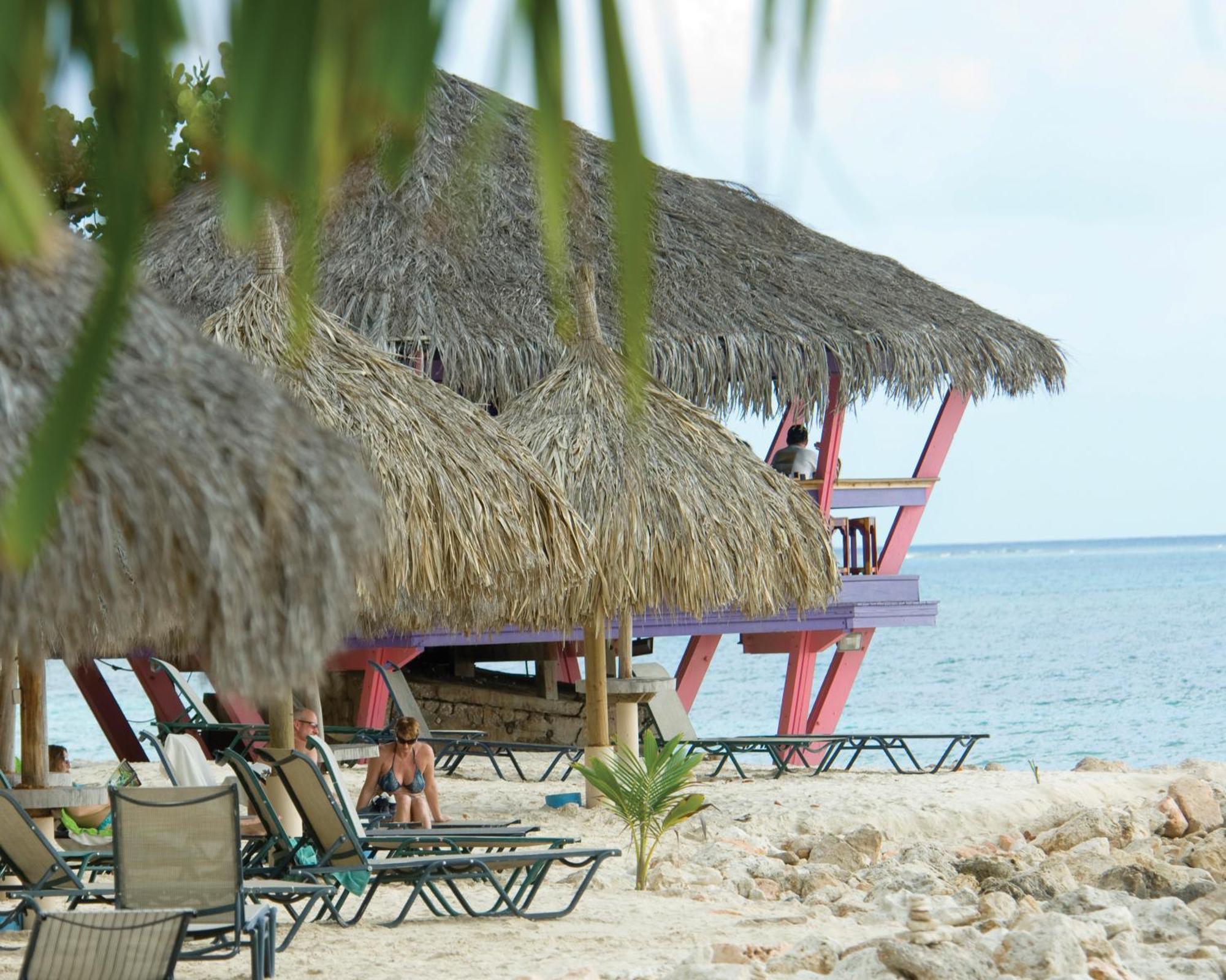 Divi Dutch Village Beach Resort Palm Beach Exterior foto