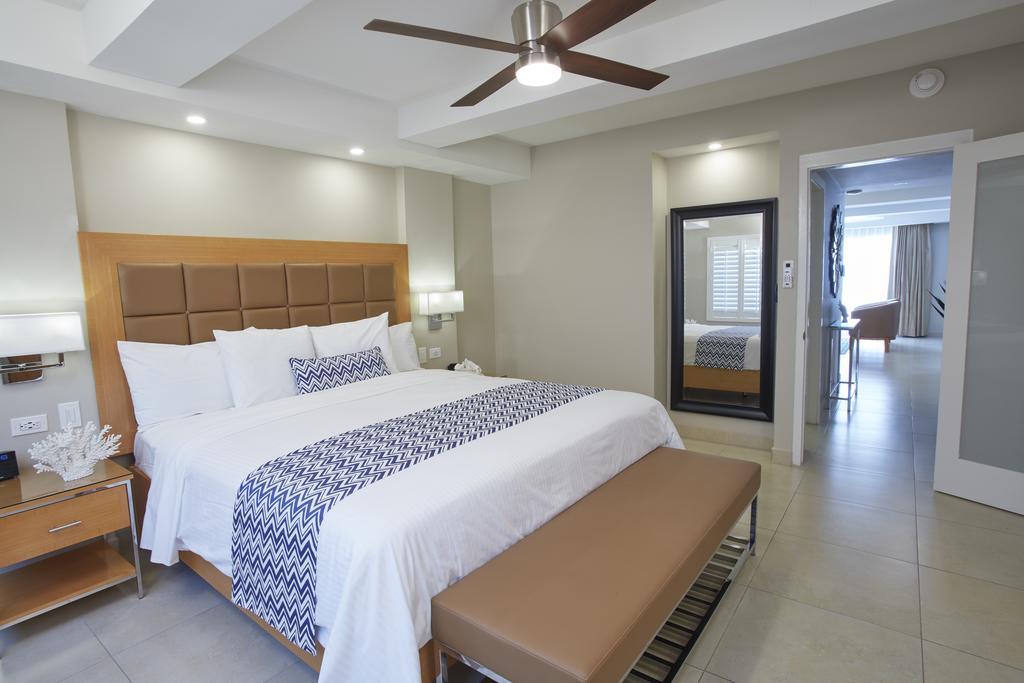 Divi Dutch Village Beach Resort Palm Beach Exterior foto
